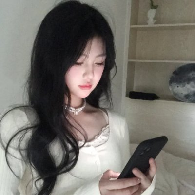 霓虹灯下的哨兵